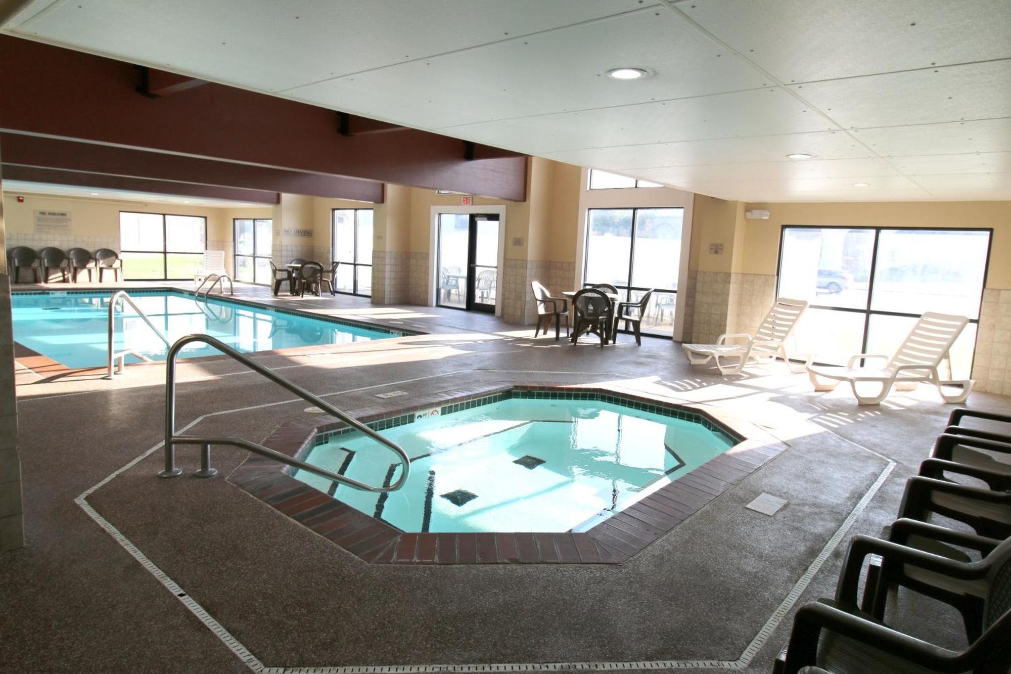Country Inn & Suites By Radisson, Council Bluffs, Ia Buitenkant foto